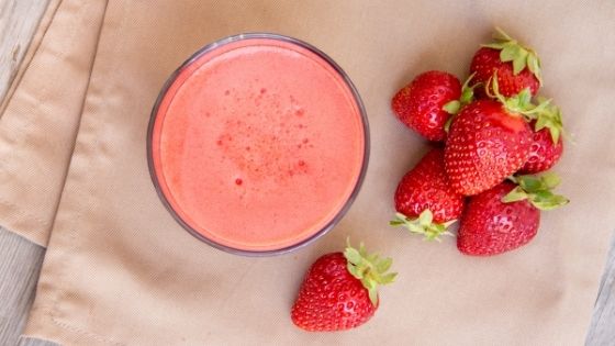 How to use strawberry for your skin